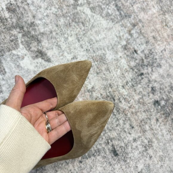 CH Carolina Herrera Brown Suede Pointed Toe Pumps - Picture 3 of 8